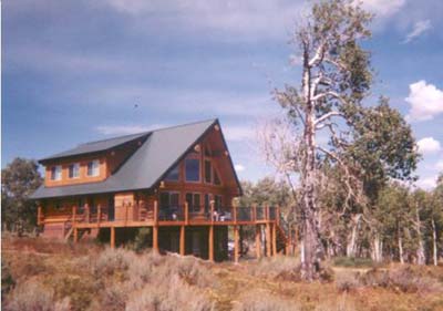 Log Home Exterior Photo